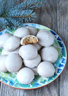 Pfeffernüsse (German Iced Gingerbread Cookies