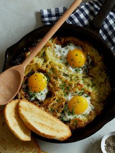 Simple Cheesy Skillet Hash Browns and Eggs