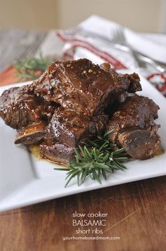 Slow Cooker Balsamic Short Ribs