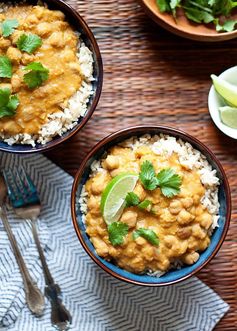 Slow Cooker Pumpkin, Chickpea, & Red Lentil Curry