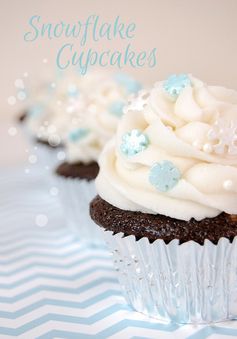 Snowflake Cupcakes: Chocolate Cupcakes with Vanilla Buttercream Frosting