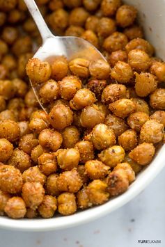 Spicy Garlic Oven-Roasted Chickpeas