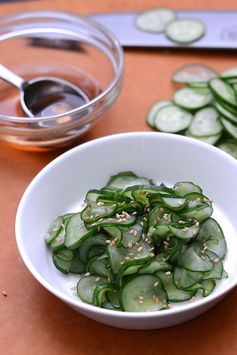 Sunomono Salad Recipe (Japanese Cucumber Salad