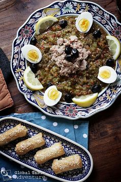 Tunisian Grilled Salad with Tuna | Salata Mishwiyya
