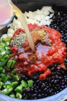 Vegan Slow Cooker Black Bean Soup