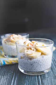 Whole30 banana almond chia pudding