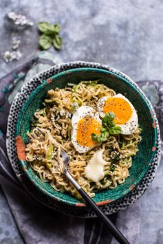 15 Minute Garlic Butter Ramen Noodles