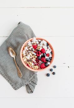 Acai Breakfast Bowl