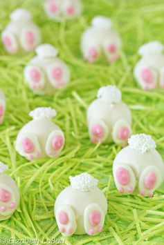 Adorable Bunny Tail Cake Balls for Easter