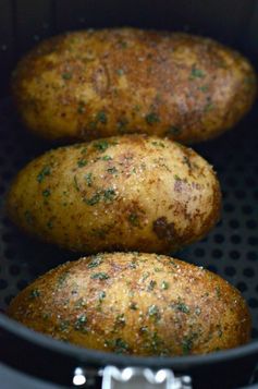 Air Fryer Baked Garlic Parsley Potatoes