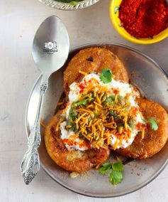 Aloo Tikki Chaat