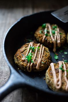 Amaranth Cakes w/ Lentils, Kale & Chipotle Aioli