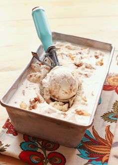 Apple Crisp Ice Cream