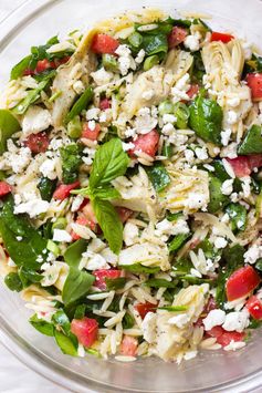 Artichoke Spinach Orzo Salad