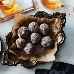 Aunt Jane's Kentucky Bourbon Balls