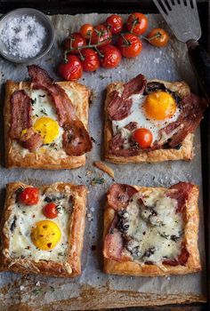 Bacon and egg breakfast pies