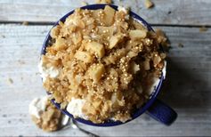 Baked Quinoa Oatmeal with Apples and Cinnamon
