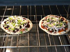 BBQ Black Bean Pizzas