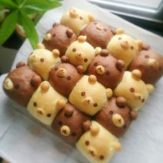 Bear Pull-Apart Bread (There's a trick!