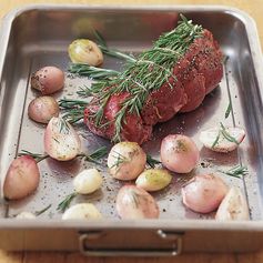 Beef Tenderloin with Shallots and Red-Wine Glaze