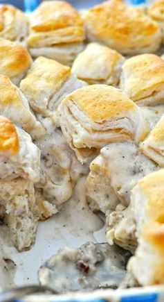 Biscuits & Gravy Breakfast Casserole