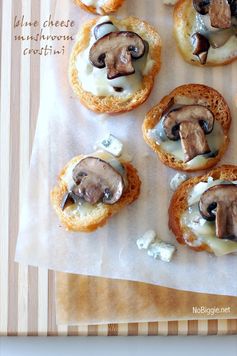 Blue cheese mushroom crostini