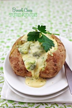 Broccoli Cheese Baked Potatoes