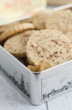 Brown Sugar and Cinnamon Shortbread Cookies