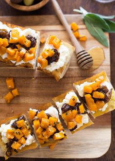 Butternut Squash Crostini with Red Wine Caramelized Onions