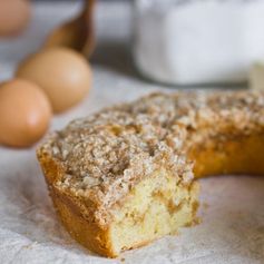 Buttery Streusel Coffee Cake