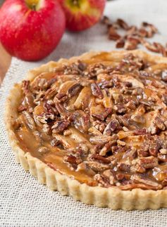 Caramel Apple Pecan Tart