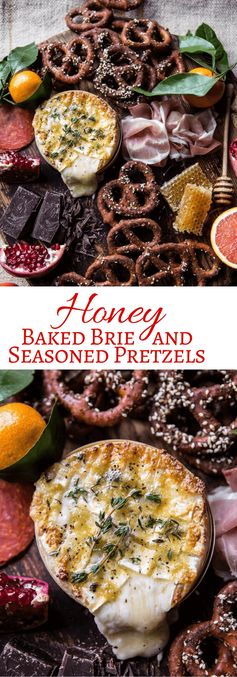 Caramelized Garlic Honey Baked Brie with Seasoned Pretzels (EASY CHRISTMAS APPETIZER