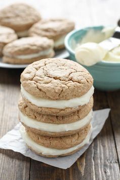 Carrot Cake Sandwich Cookies