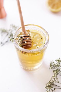 Chamomile Honey & Whiskey Cocktail