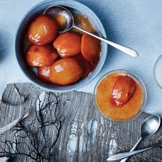 Chamomile Panna Cotta With Quince