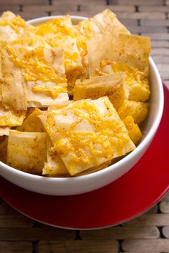 Cheddar Phyllo Crackers