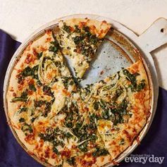 Cheesy Kale Pizza