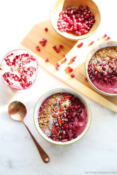 Cherry Pomegranate Smoothie Bowl & the Ultimate Smoothie Bowl Roundup