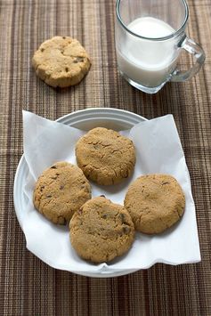 Chewy Coconut Flour Chocolate Chip Cookies