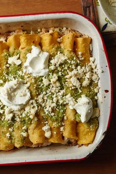 Chicken Enchiladas With Salsa Verde