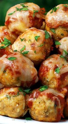 Chicken Parmesan Meatball Poppers