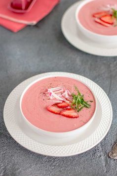 Chilled Strawberry Soup