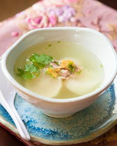 Chinese Daikon Soup