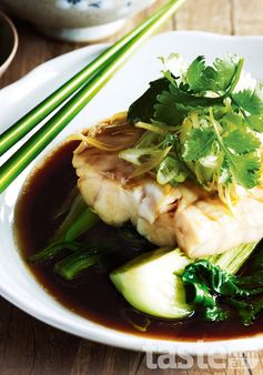 Chinese steamed fish with ginger