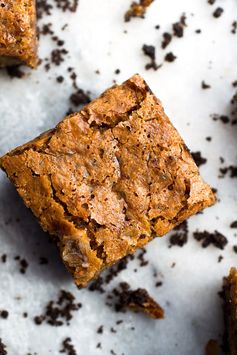 Chocolate-Crusted Banana Blondies