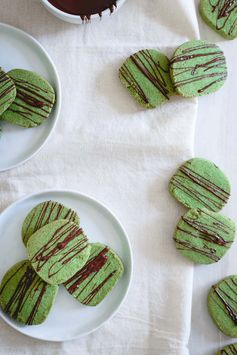 Chocolate Drizzled Matcha Shortbread Cookies