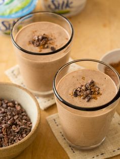 Chocolate Peanut Butter and Cinnamon Smoothie