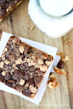 Chocolate Peanut Pretzel Toffee Bars