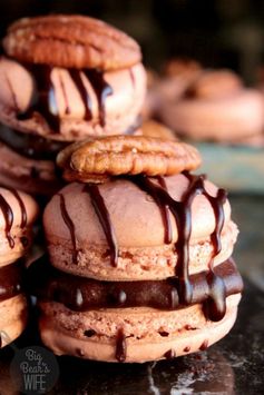 Chocolate Pecan Pie Macarons