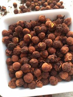 Chocolate roasted chickpeas